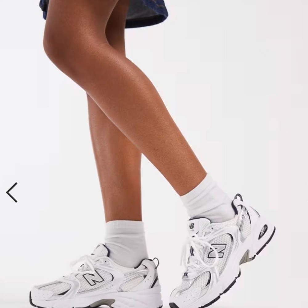 New Balance 530 Women's Navy Blue, Dilver Gray, and White Sneakers